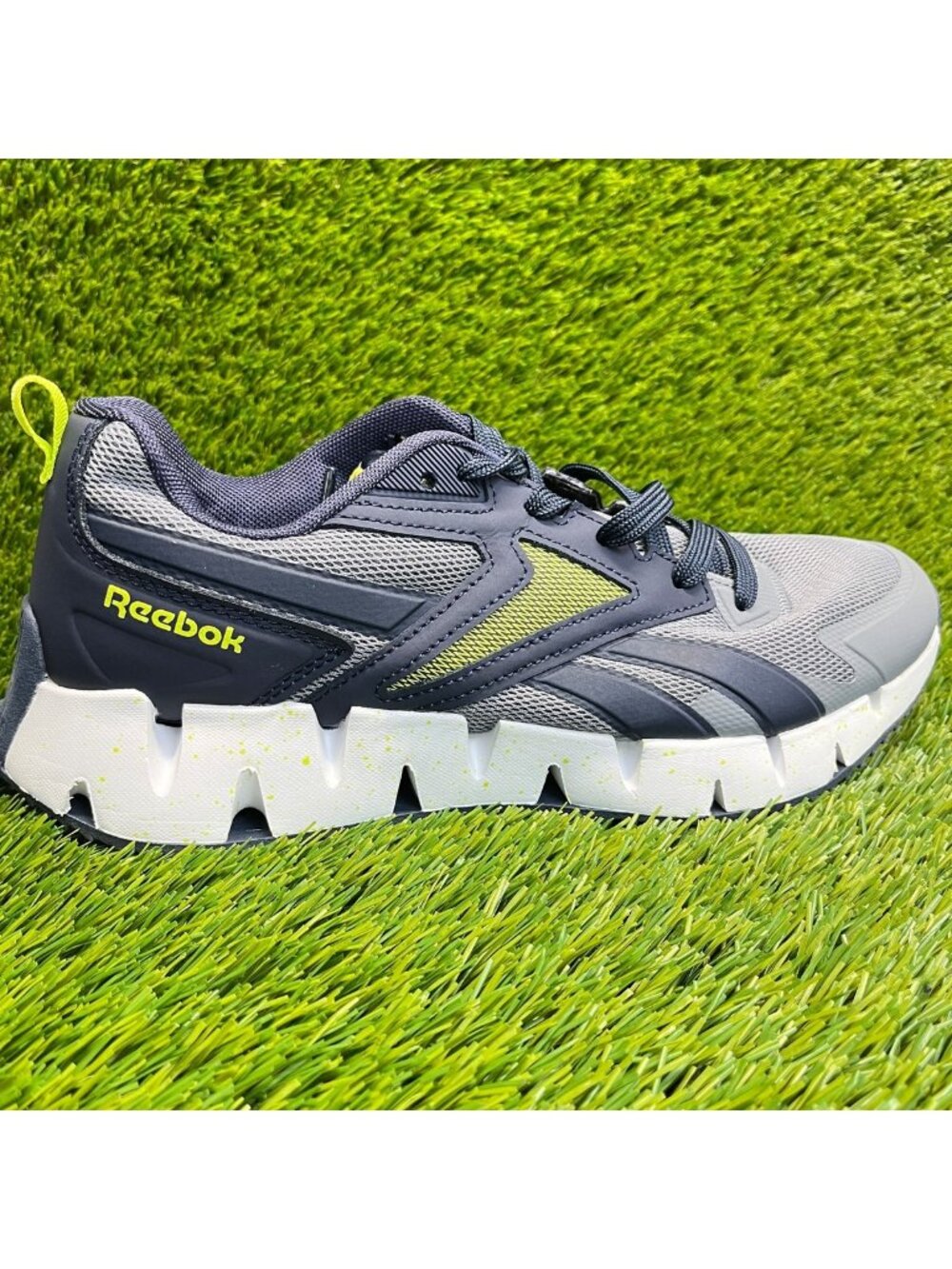 Reebok Zig Vector Mens Size 9 Gray Blue Athletic Running Walking Shoes Sneakers